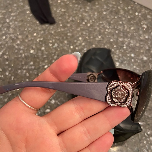 Chanel Sunglasses - Picture 4 of 10